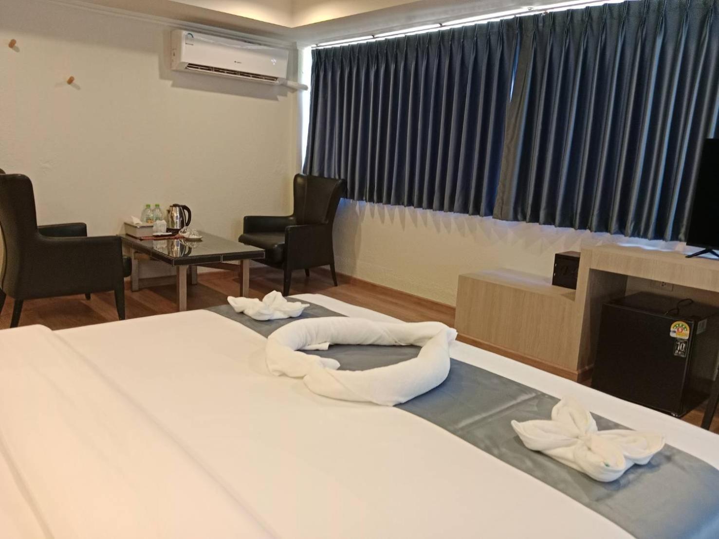 Eastique Hotel Koh Chang Trat Zewnętrze zdjęcie