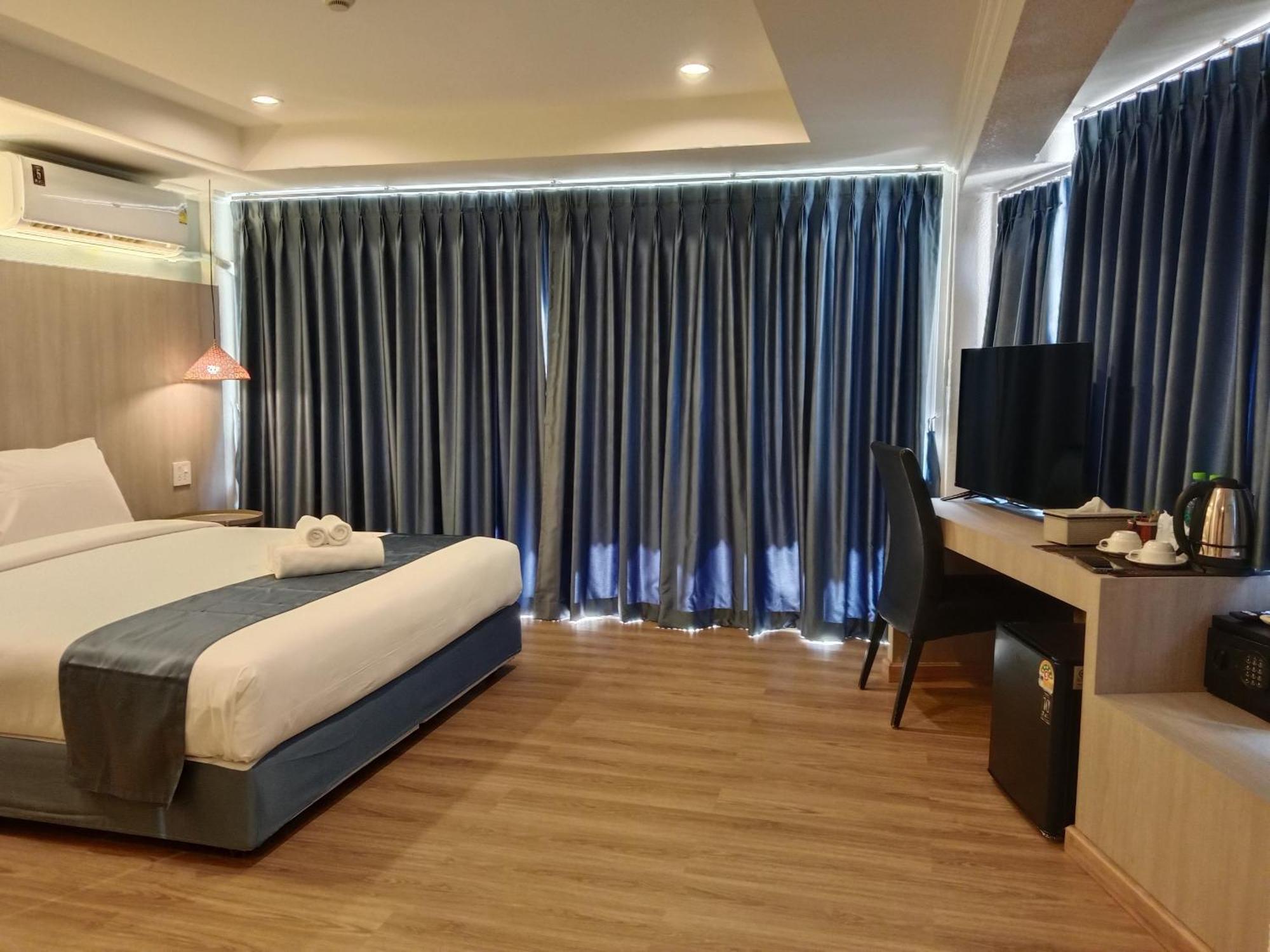 Eastique Hotel Koh Chang Trat Zewnętrze zdjęcie